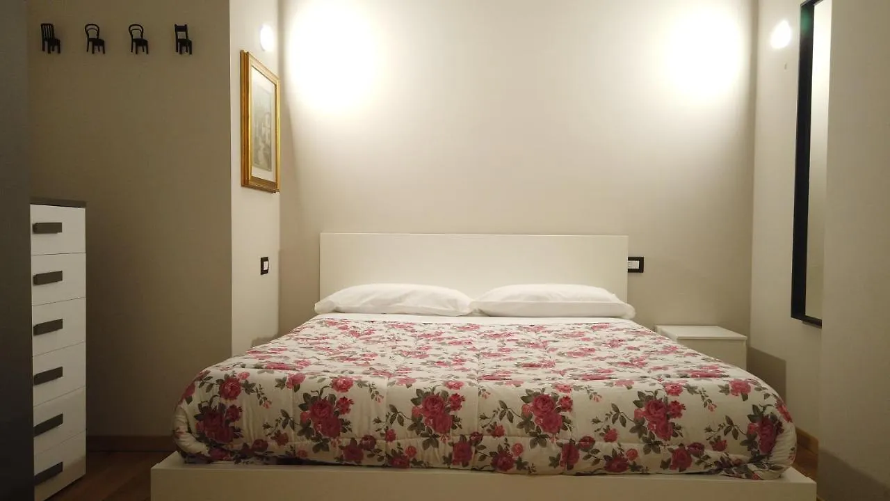 Karma @ Cadorna Apartment Milan Italy